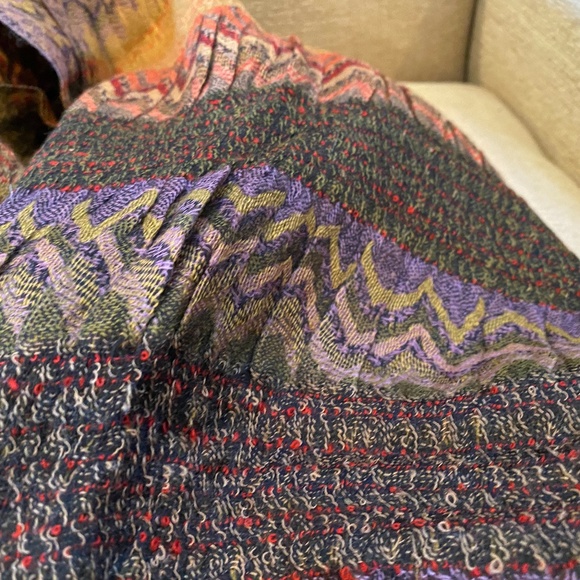 Cupcake International Hand-Loomed Wool Sca… - Picture 15 of 15